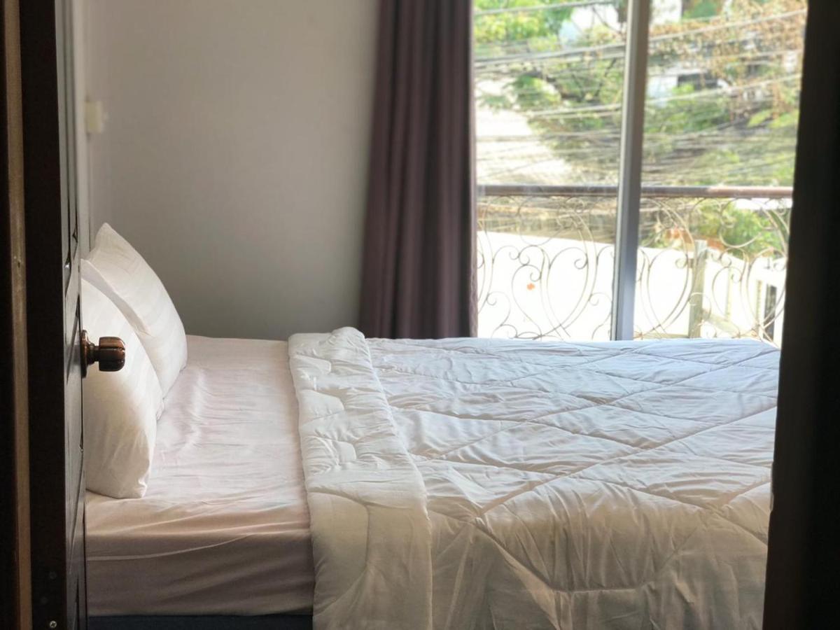 Violet Villa And Restro 暹粒 外观 照片